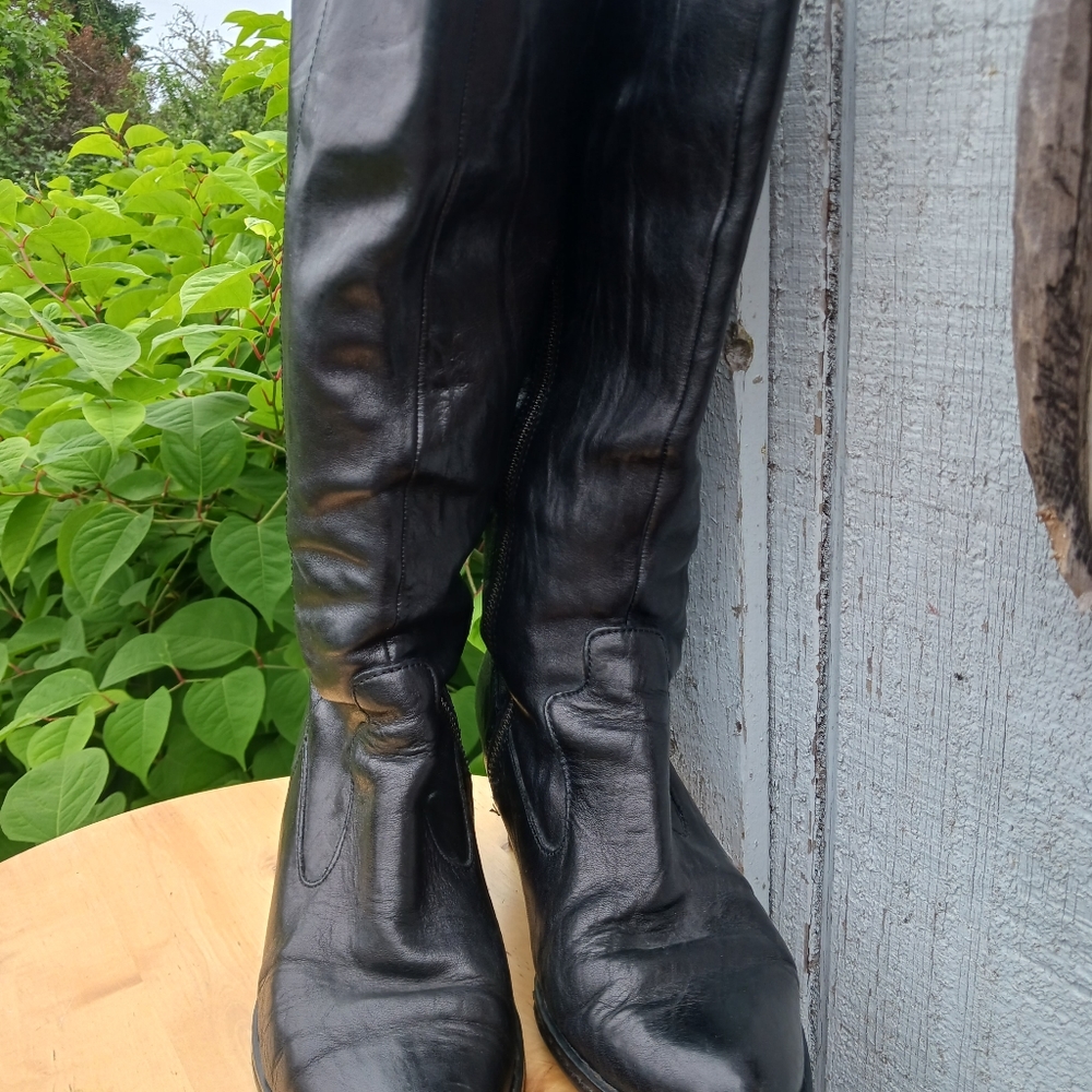 Born boots, 7/38